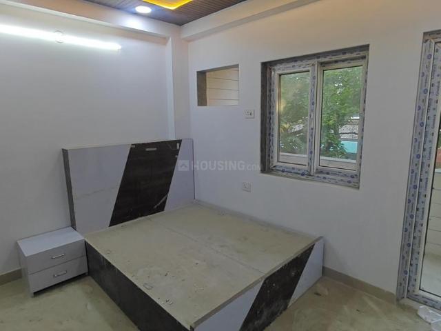 2 BHK Apartment in Sector 19 Dwarka for rent New Delhi. The reference number is 20250266