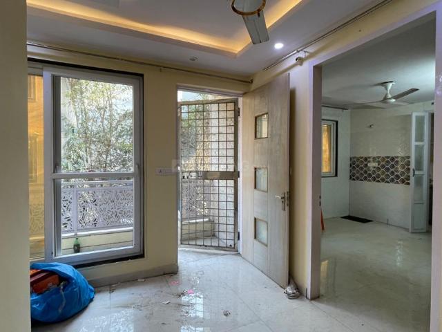 2 BHK Apartment in Sector 19 Dwarka for rent New Delhi. The reference number is 20371947