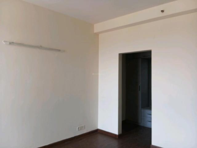 2 BHK Apartment in Sector 103 for rent Gurgaon. The reference number is 18693488