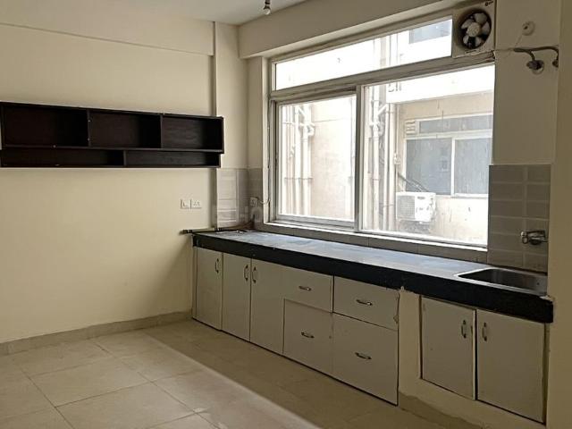 2 BHK Apartment in Sector 103 for rent Gurgaon. The reference number is 18844040