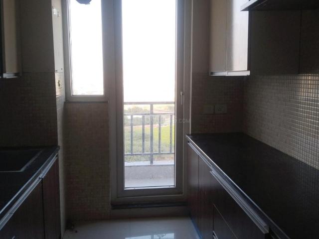 2 BHK Apartment in Sector 103 for resale Gurgaon. The reference number is 19025266