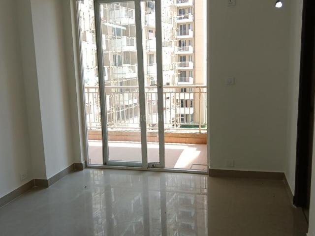 2 BHK Apartment in Sector 103 for resale Gurgaon. The reference number is 20075663