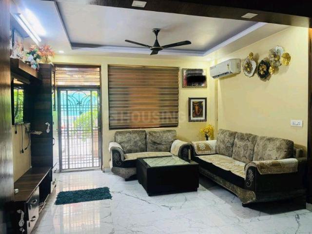 2 BHK Apartment in Sector 100 for rent Noida. The reference number is 20843892
