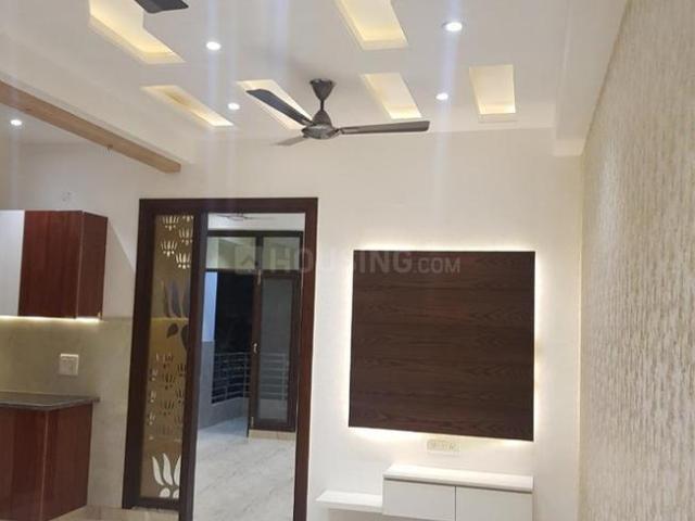 2 BHK Apartment in Sector 100 for resale Noida. The reference number is 20139597