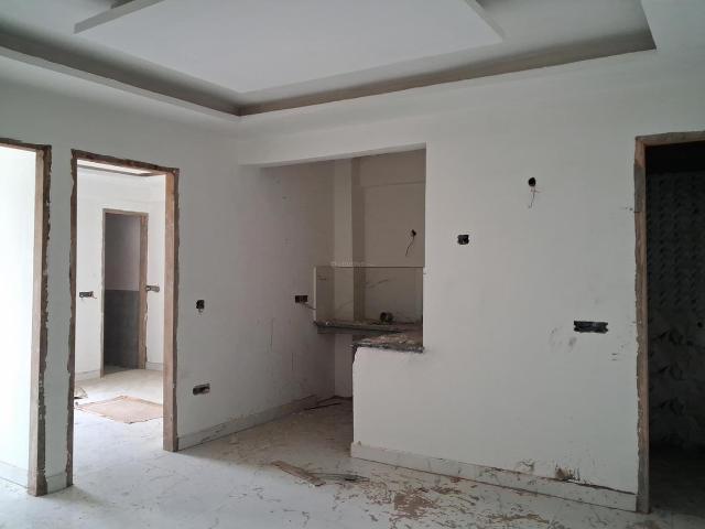 2 BHK Apartment in Sector 101 for resale Noida. The reference number is 20910885