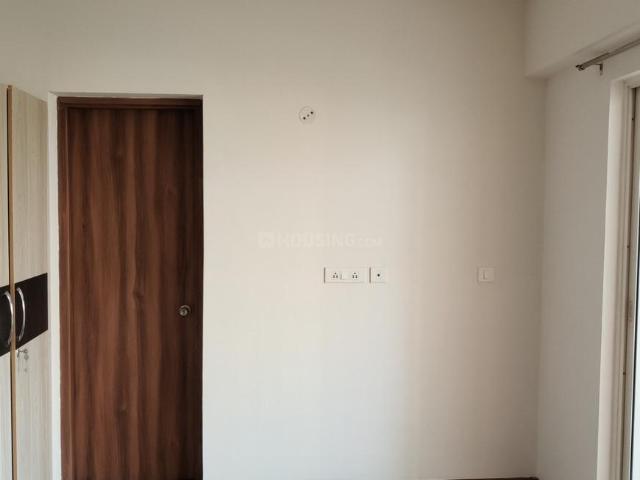 2 BHK Apartment in Sector 102 for rent Gurgaon. The reference number is 19962031