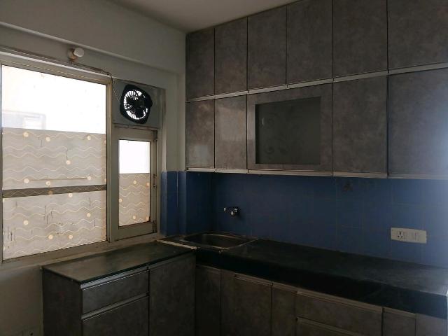 2 BHK Apartment in Sector 102 for rent Gurgaon. The reference number is 19978948