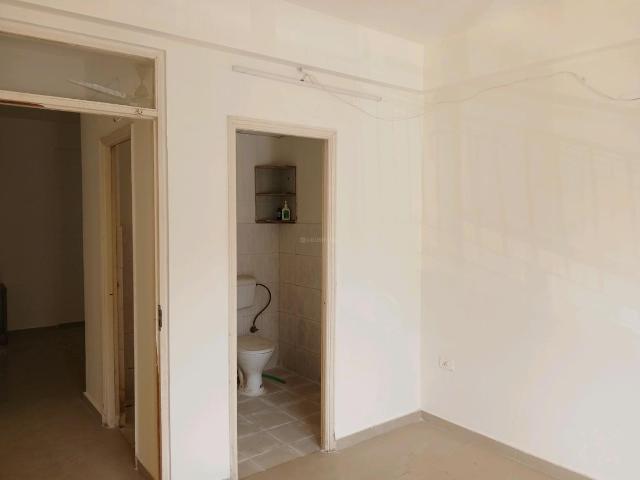 2 BHK Apartment in Sector 102 for rent Gurgaon. The reference number is 19985256