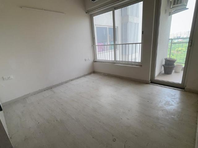2 BHK Apartment in Sector 102 for rent Gurgaon. The reference number is 20838715