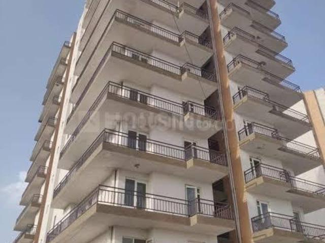 2 BHK Apartment in Sector 102 for resale Gurgaon. The reference number is 16595235