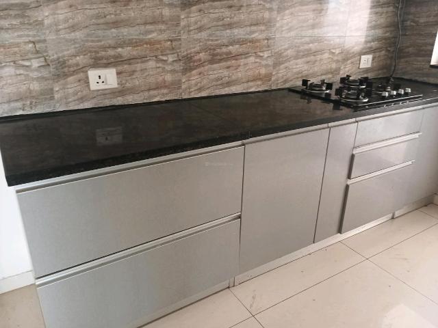 2 BHK Apartment in Sector 102 for resale Gurgaon. The reference number is 18537117