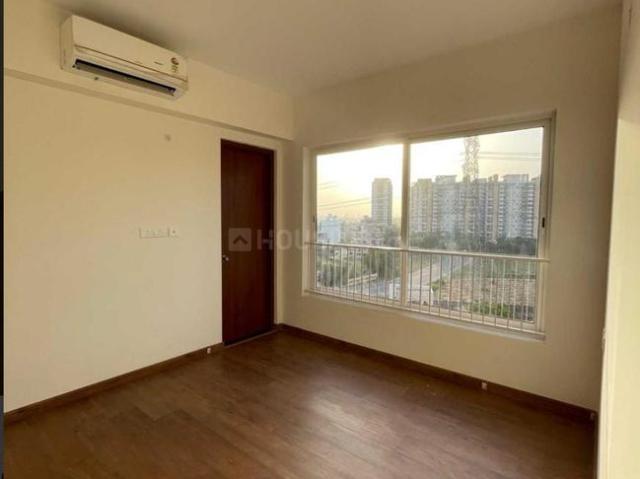 2 BHK Apartment in Sector 102 for resale Gurgaon. The reference number is 19171708