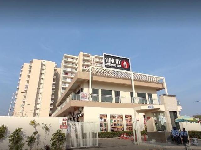 2 BHK Apartment in Sector 102 for resale Gurgaon. The reference number is 20408139