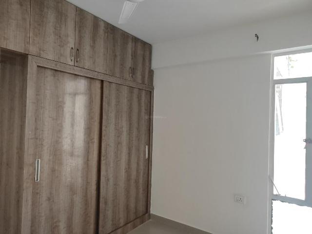 2 BHK Apartment in Sector 102 for resale Gurgaon. The reference number is 20508176