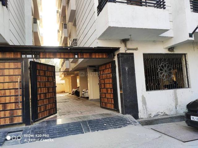 2 BHK Apartment in Sector 107 for rent Noida. The reference number is 16225892