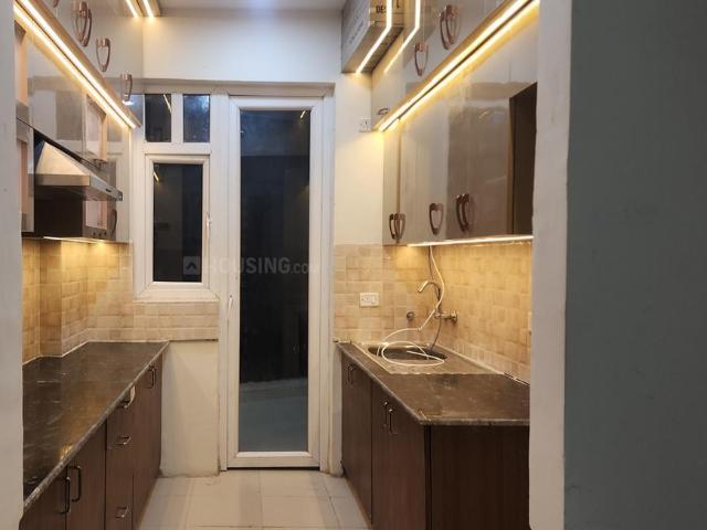 2 BHK Apartment in Sector 107 for rent Noida. The reference number is 19279912