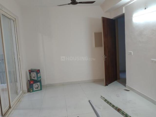 2 BHK Apartment in Sector 107 for rent Noida. The reference number is 19766494