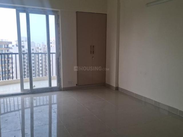 2 BHK Apartment in Sector 107 for rent Noida. The reference number is 19860496