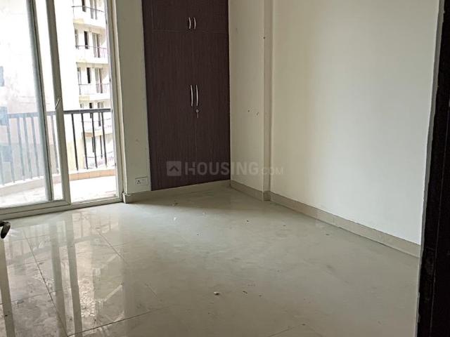 2 BHK Apartment in Sector 107 for rent Noida. The reference number is 19868465