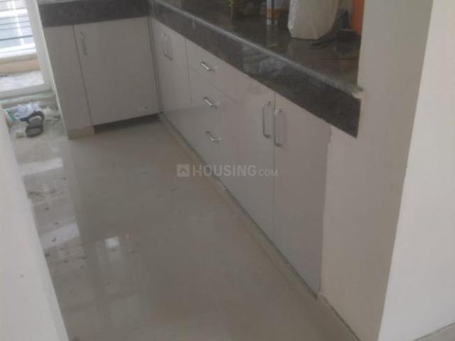 2 BHK Apartment in Sector 107 for rent Noida. The reference number is 19872489