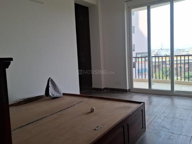 2 BHK Apartment in Sector 107 for rent Noida. The reference number is 19896244