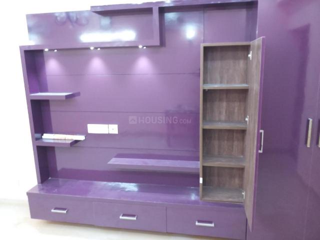 2 BHK Apartment in Sector 107 for rent Noida. The reference number is 19812804