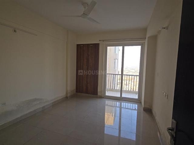 2 BHK Apartment in Sector 107 for rent Noida. The reference number is 20271784
