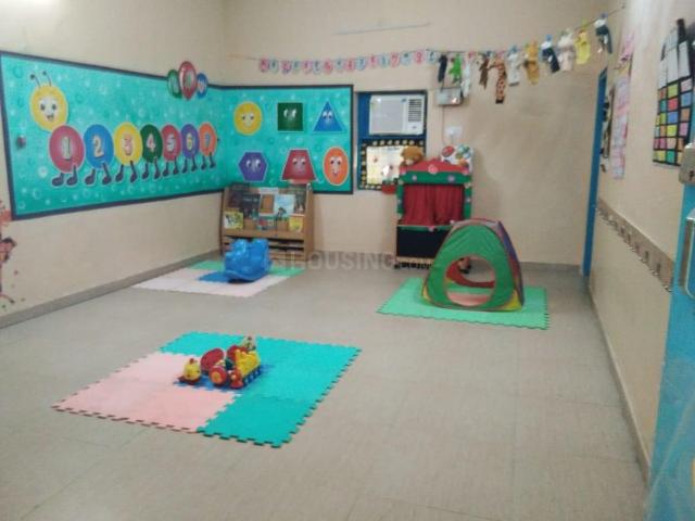 2 BHK Apartment in Sector 107 for rent Noida. The reference number is 20754796