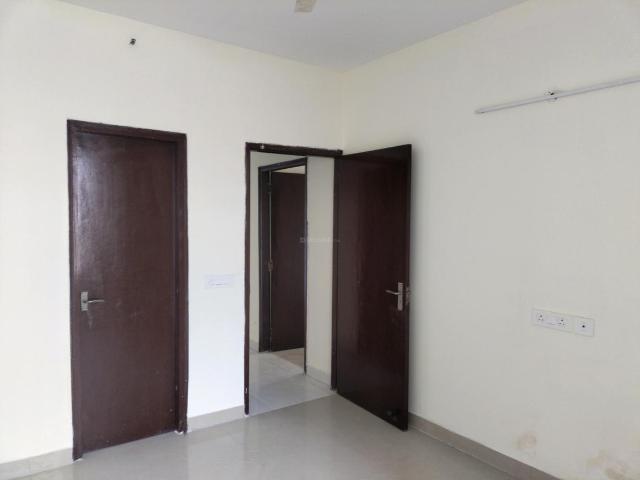 2 BHK Apartment in Sector 107 for resale Noida. The reference number is 18532721