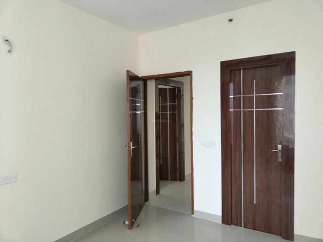 2 BHK Apartment in Sector 107 for resale Noida. The reference number is 19317060