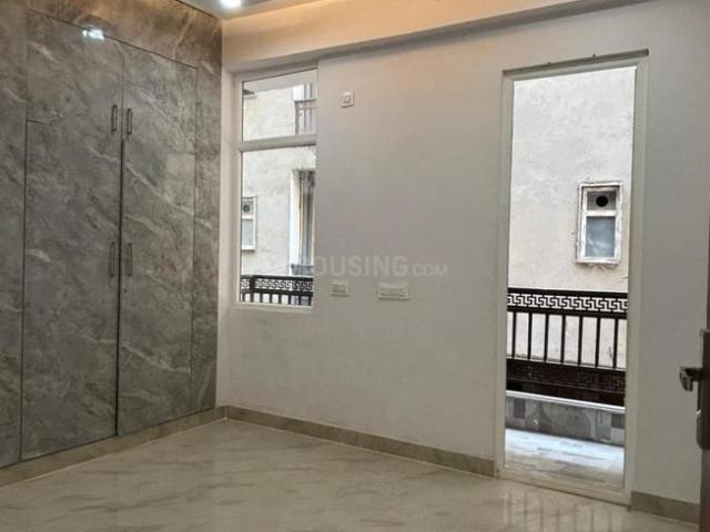 2 BHK Apartment in Sector 107 for resale Noida. The reference number is 20076270