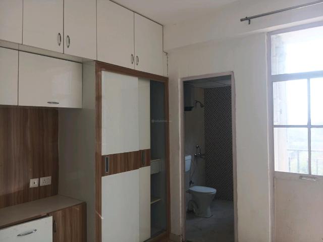2 BHK Apartment in Sector 107 for resale Gurgaon. The reference number is 19607894