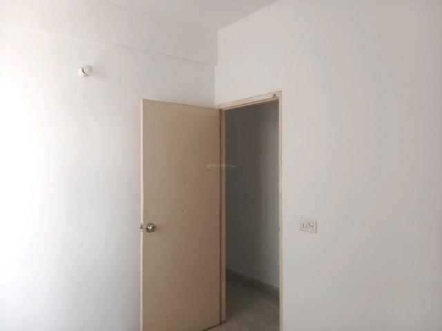 2 BHK Apartment in Sector 107 for resale Gurgaon. The reference number is 19608817