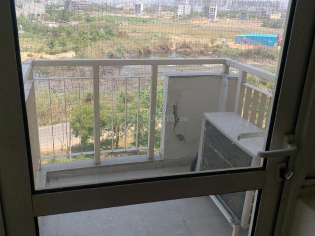 2 BHK Apartment in Sector 107 for resale Gurgaon. The reference number is 19971998
