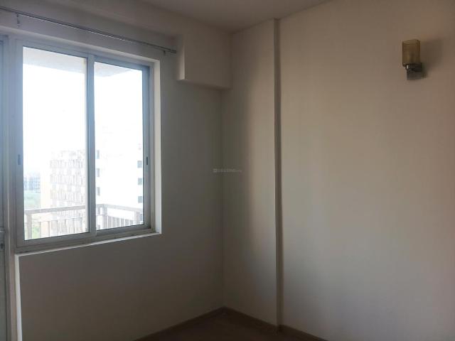 2 BHK Apartment in Sector 107 for resale Gurgaon. The reference number is 20379322