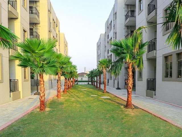 2 BHK Apartment in Sector 107 for resale Gurgaon. The reference number is 20384527