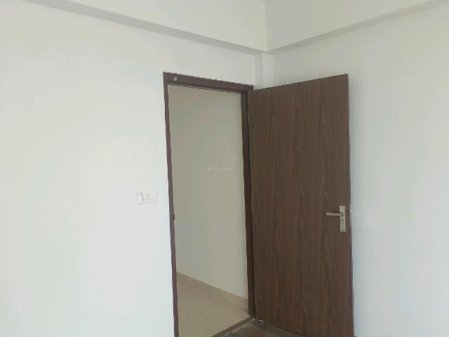 2 BHK Apartment in Sector 104 for rent Gurgaon. The reference number is 20791084