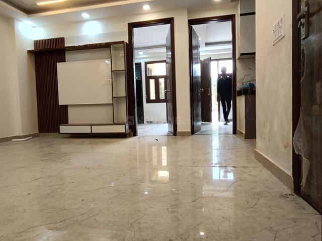 2 BHK Apartment in Sector 104 for resale Noida. The reference number is 18091401