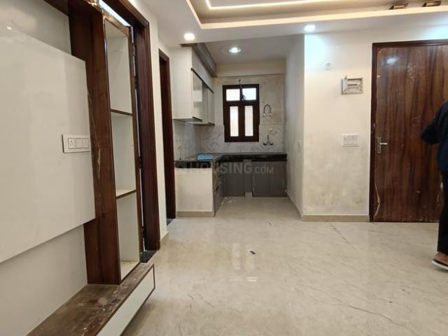 2 BHK Apartment in Sector 104 for resale Noida. The reference number is 18264402