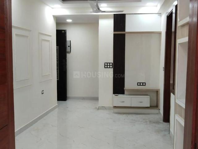 2 BHK Apartment in Sector 104 for resale Noida. The reference number is 18432061