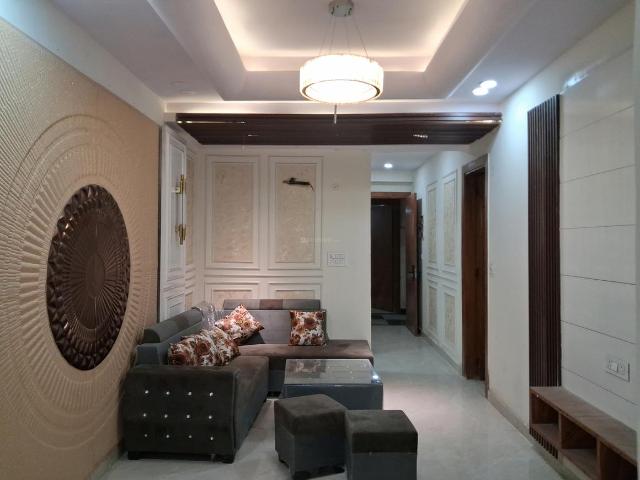 2 BHK Apartment in Sector 104 for resale Noida. The reference number is 19756391