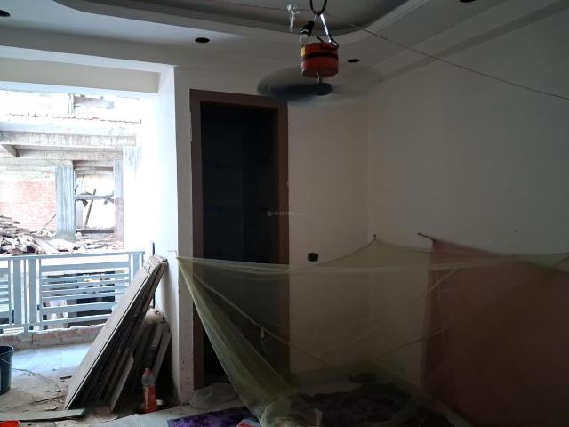2 BHK Apartment in Sector 104 for resale Noida. The reference number is 20106988