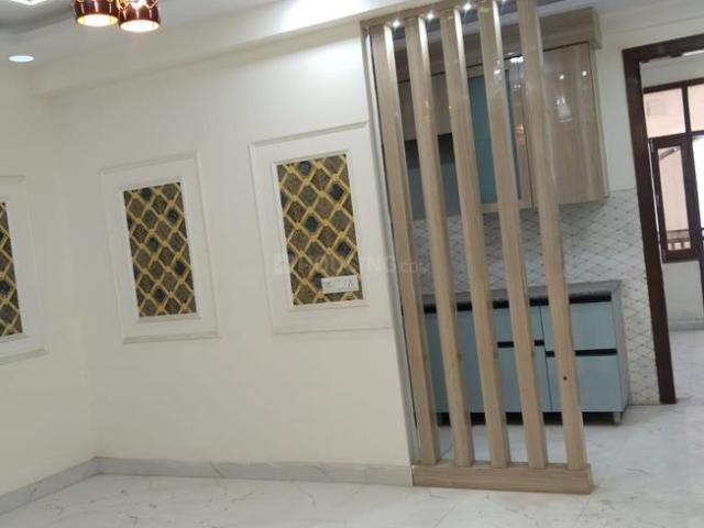 2 BHK Apartment in Sector 104 for resale Noida. The reference number is 20271523