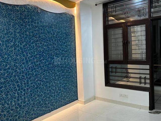 2 BHK Apartment in Sector 104 for resale Noida. The reference number is 20473005