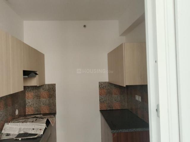 2 BHK Apartment in Sector 104 for resale Gurgaon. The reference number is 18847385