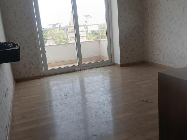 2 BHK Apartment in Sector 104 for resale Gurgaon. The reference number is 20330318