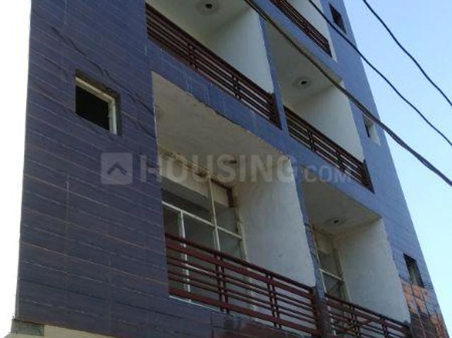 2 BHK Apartment in Sector 105 for resale Gurgaon. The reference number is 2251118