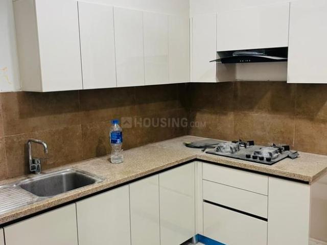 2 BHK Apartment in Sector 106 for resale Gurgaon. The reference number is 20802528