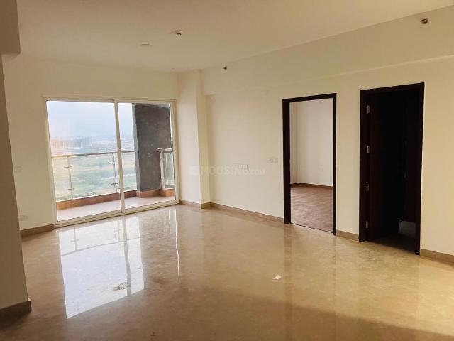 2 BHK Apartment in Sector 106 for resale Gurgaon. The reference number is 20972327