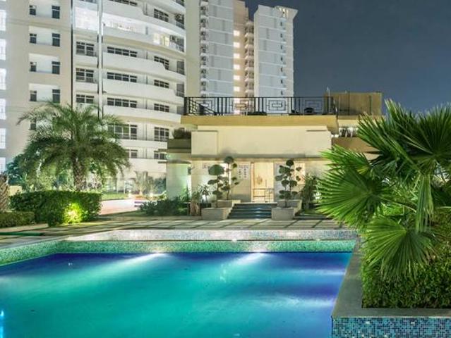 2 BHK Apartment in Sector 108 for resale Gurgaon. The reference number is 19916146